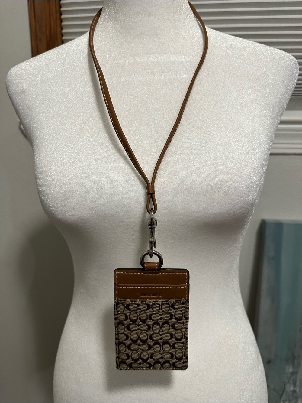 Coach Signature Card Holder Lanyard in Brown and Tan